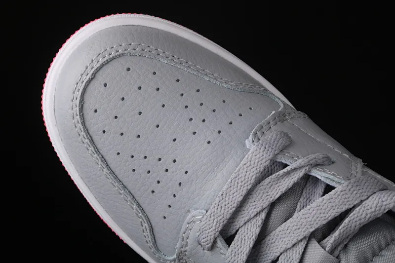 All categories Air Jordan Jordan series basketball shoes Air Jordan 1 Mid Air Jordan 1 mid AJ1 Joe 1 mid gray red 555112-060